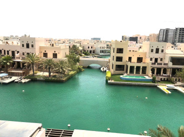 Beautiful Fully Furnished Luxury Villa in Flaoting City, Amwaj Island 